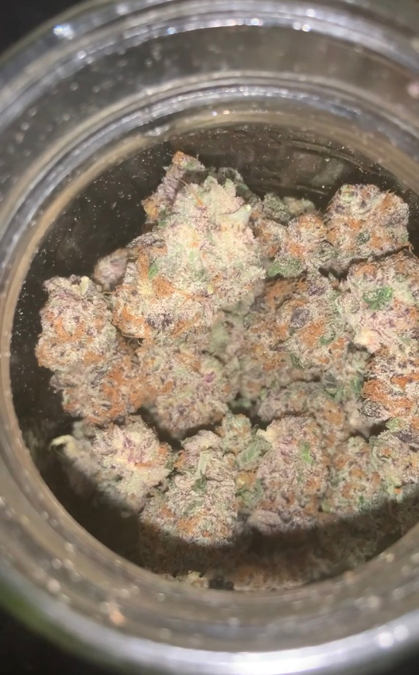 Oxidation, Cannabinoids, and Why Freshness Matters 🌱